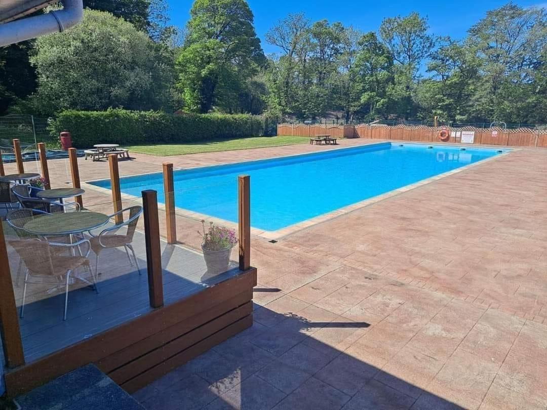 Chalet 64, Lakeside, Glan Gwna Holiday Park Caernarfon Bagian luar foto